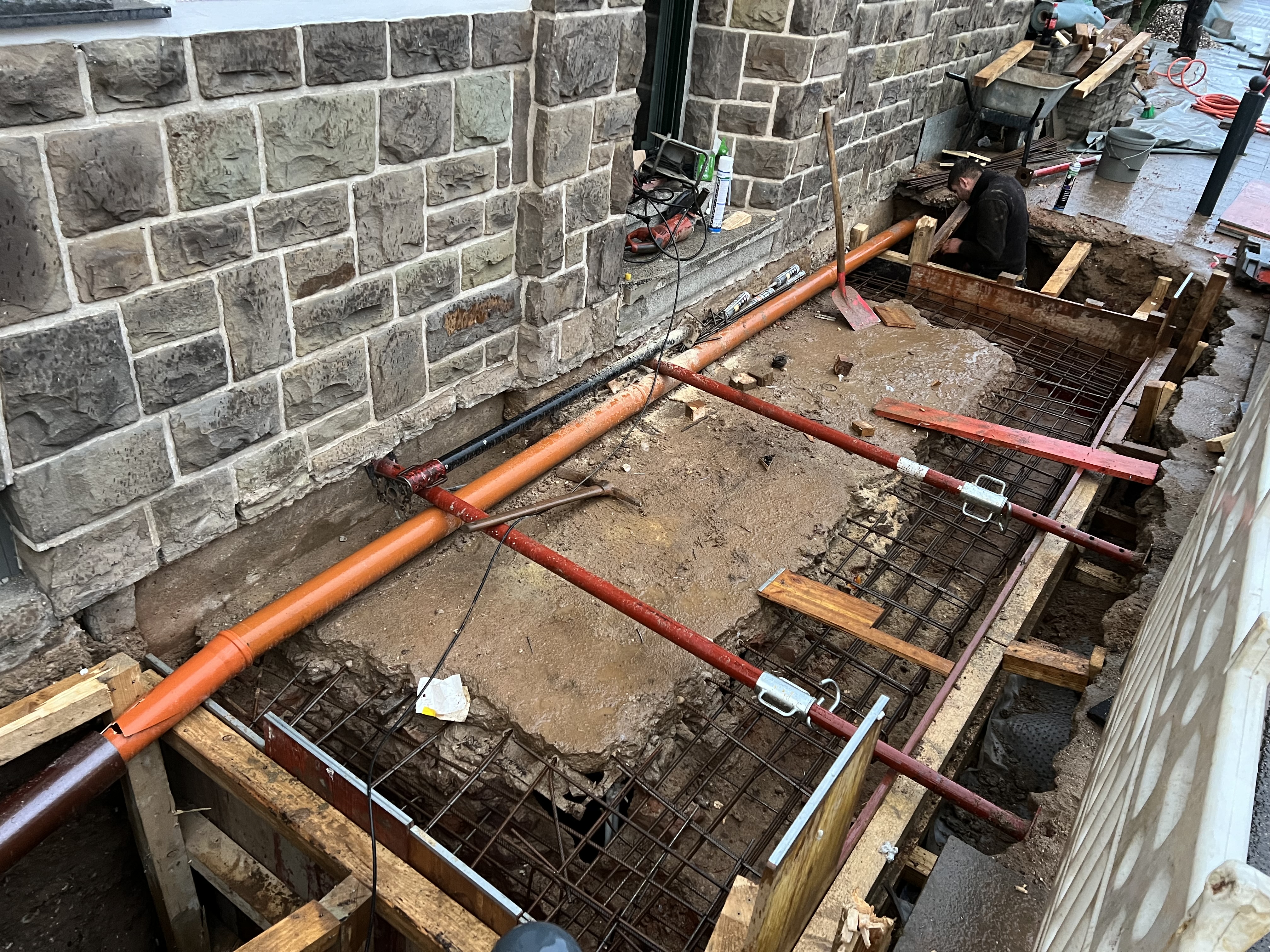 Behebung eines Feuchteschadens im Außenbereich